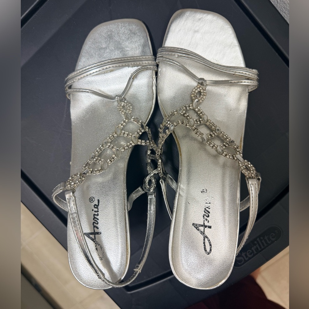 Beautiful Square Toe Sparkly Crystal Silver Heels